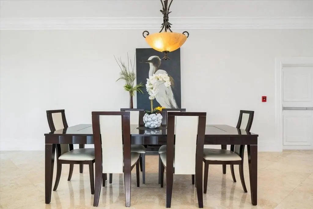 Квартира, 3294 м², 1 550 000$ — FAKTOR
